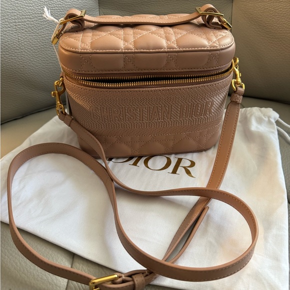 DIORTRAVEL VANITY LAMBSKIN - Picture 7 of 7